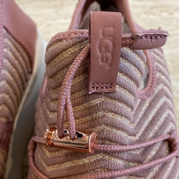 Men's Treadlite by UGG Sneakers - Picture 5 of 12